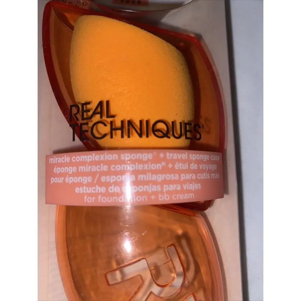 Real Techniques Miracle Complexion Sponge + Travel Sponge Case 01711 New in Box
